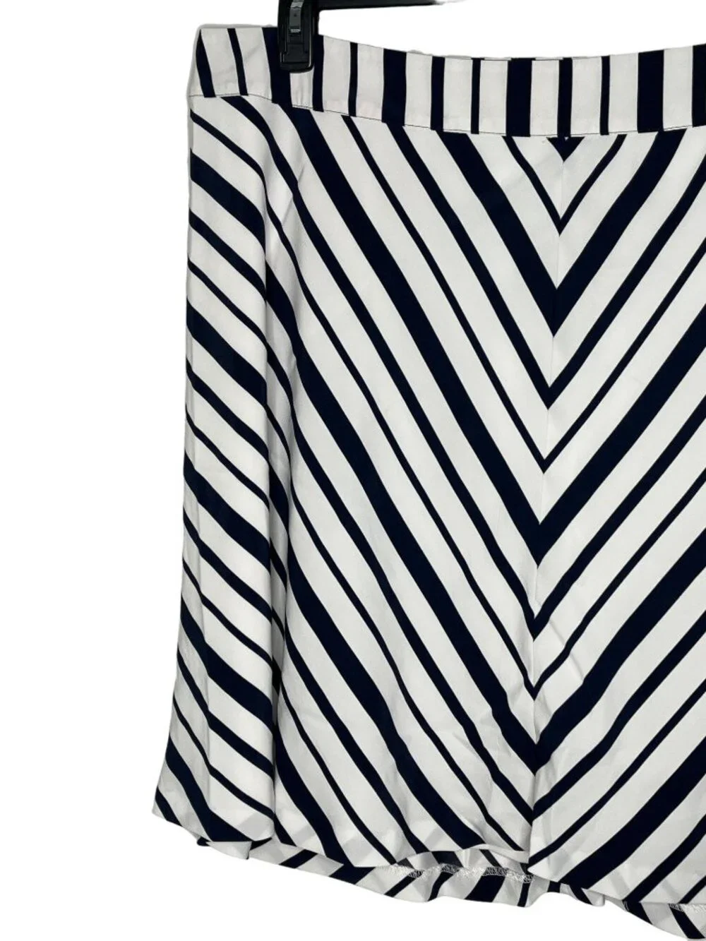 Lane Bryant Plus 22 Chevron Stripe Flare Skirt Navy White Side Zip - Picture 4 of 10